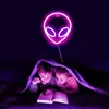 Alien Neon Sign Tenture murale Décoration LED Ruban Lampes USB Night Lights pour les fêtes d'anniversaire Bars Décoration de Noël Lampe