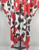Abbigliamento etnico in vendita Bellissimo cardigan di seta lungo davanti aperto bohemien casual stampato per le donne Medio Oriente Kuwait Abito musulmano Kaftan Kimo
