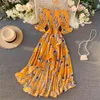 Lato nadmorski wczasowy styl Kwiatowy Długa Sukienka Bogini Slash Neck Wysoka talia była cienka nieregularna ruffled ML851 210506