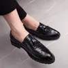 Chaussures de mode chaussures de bureau pour hommes décontracté respirant mocassins en cuir conduite confortable sans lacet trois couleurs 220309