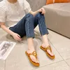 Sandaler för damer platt tofflor mode pu läder flip flops sommarstrand plus storlek