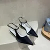 Заостренные носки женщин сандалии тонкие низкие каблуки элегантные дамы летнее платье обувь высокое качество заостренный носок модные сандалии черный белый 210513