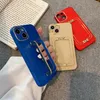 Telefoonhoes Mode Metalen Houder Stand Lederen Telefoon Met Pols Standhouder Case Voor iPhone 13 12 11 Pro X XS Max XR 7 8 Plus Beschermingshoes Nieuw