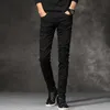 Nieuwe lente en herfst jeans heren zwart slanke broek casual Koreaanse strakke broek mannen jeans lading broek heren straat dragen goth clothes x0621