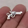 100 Stück Pistolenanhänger 22x12mm zur Herstellung antiker Anhänger, Vintage tibetische Silberfarbe, DIY Bastelschmuck