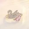 Damesringen Crystal Sieraden Diamond Zirkoon Swan Ring, eenvoudige modieuze, vergulde rozenring cluster voor vrouwelijke bandstijlen