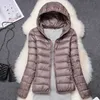 15 couleurs Plus Taille 5XL 6XL 7XL Femme légère Packable Down Puffer Jacket Manteau d'hiver Portable Vêtements d'extérieur 210916