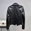 Höst faux mjuka läder grundläggande jackor kvinnor turndown krage dragkedja epaulet slim coat kvinnlig biker outwear 210430