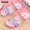 Sommar regnbåge bling tofflor kvinnor sequins skor non glida mjuka lägenheter strand flip flops hem slipper damer utomhus sandaler tjejer y0406