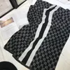 2021 Designer Scarf MS Europa en America Letter Stripe Imitatie Kasjmier dubbelzijdige bewaar warme sjaals Jacquard Tassel Fashion Shawl the New