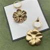 Boucles d'oreilles à charme en diamant de couleur chic Fleur Double lettre Pendent Studs Femmes Floral Designer Eartrop With Stamps for Lady Gift6207498