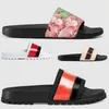 Slide Zapatillas para hombre Sandalias para mujer Chanclas Diseñador Moda Clásico Floral Serpiente Tigre Verano Tacón ancho Sandalia de goma plana Zapatilla de goma