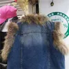 Novo jeans feminino outono inverno moda jeans remendado pele de guaxinim luxo casaco curto quente sem mangas casacos legais SML