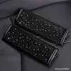 Almofadas de ombros do cinto de segurança do carro com bling rhinestones cristal 2 pcs segurança universal segurar cinzas protetor de ombro acessórios interiores auto