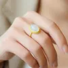 Kluster ringar naturlig hetian chalcedony oval öppning justerbar ring kinesisk unik gammal guld hantverk cool vind charm kvinnors smycken