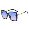 Oversize Luxury Little Bee Occhiali da sole Donna Vintage Metal Big Occhiali da sole Quadrati femminili Oculos Gafas Lentes De Sol