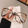 Zonnebrillen Men Women Anti-blauw Lichtle leesglazen Vintage grote vierkante brillen Computer Eyewear UV400 Metalen frame 1 2 5 3 275X