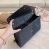 2022 SS Women Chains Bags Cross Body Plouds Знаменитые дизайнеры сумочки повседневные стандартные Hasp Plain Puppure Lady Lady Lode Socartment кошельки