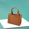 2022 Borse firmate da donna Borsa da donna Tote Borse Stile moda Borsa di lusso Pu Pelle Borsa di alta qualità Portafogli all'ingrosso04