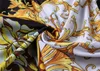 Мужские и женские футболки с высококачественной свободной круглой шеей удобной и воздухопроницаемой черно-белой сшивающей сшивающей цветочной печати Top #T0023