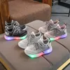 Zapatos Nina Girls Boys kids Lightweight Glowing Shoes Baby Luminous Sneakers Children Led Sport Trainers Chaussure Enfant Fille X0703