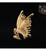 Vintage Butterfly Wings Fairy Broscher Kvalitet Emalj Kvinnor Brosch Pins 2 Färger 2021 Angel Designer Smycken Present