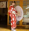 traditionell japansk kimono klänning