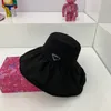 Diseñador para mujer sombreros de cubo moda damas niñas verano cuero gorra de ala ancha golf pescador sombrero snapback beanie cráneo gorras de sol tacaño de calidad superior para regalo