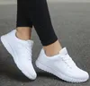 Scarpe sportive traspiranti da donna casual con lacci alla moda Scarpe vulcanizzate da passeggio ultraleggere e confortevoli