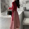 Spring Gebreide Plaid Vrouwen Jurk Lange Mouw Stand Kraag Knopen Sjordes Mode Koreaanse Office Midi Jurken Vestidos Mujer 210514