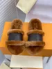 pantofole in pelle da donna di alta qualità con scarpe casual da donna con pantofola in lana da donna Molti colori