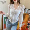 Camisa corta de manga larga con cuello en V profundo Corte francés Estilo princesa Empalme Camisa de encaje con volantes Tamaño grande para mujer 5XL 14027 210527