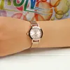 女性のためのwwoorの有名なブランドの時計女性トップの高級ローズゴールド女性ブレスレット時計レディースファッションドレスクォーツ腕時計Reloj Mujer 210720