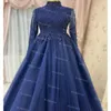 Luksusowe Niebieskie Muzułmańskie Suknie Wieczorowe Z Zroszony Vintage High Neck A Linia Arabska Formalna Party Suknia Tassel Z Długim Rękawem Dubaj Prom Dress Turcja Szlayci De Soirée 2021