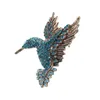 Piny broszki 100pcs/działka 50 mm złoty ton zwierzęcy ptak hummingbird broszka broch pin multi kolor kryształ kryształowy seu22