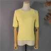 Omuz Açık Hollow Örme T Gömlek Kadın Yaz Kısa Kollu O-Boyun Tops Tees Kore Moda Katı Kadın T-shirt Femme 210513