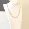 Colliers de style de mode d'Europe Amérique Lady Femmes en laiton blanc carré cristal Gravé 18k plaqué Gold Chain Collier7010338