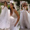 2021 Sexy Lace Vintage uma linha vestidos de noiva vestidos de noiva espaguete tulle apliques de tule Ruffles varrer jardim de trem aberto boho bohemian beach