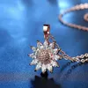 Colares de pingentes Colar de girassol para mulheres jóias de moda Copper Zircão Big Flower Luxury Garfaça Coreia estilo atacado
