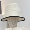 cappelli di feltro delle lane delle signore