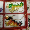 Cinese fatto a mano smalto cloisonné drago colorato pendenti ornamenti decorazioni per la casa albero di Natale appeso decorazione ciondolo portachiavi con scatola