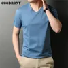 Coodronyブランド高品質夏クールコットンティートップクラシックピュアカラーカジュアルVネック半袖Tシャツ男性服C5201S 220309