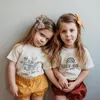 Girls Branco Camiseta Moda Imprimir Crianças Menina T-shirt de Manga Curta T-shirt Engraçado Cartas Tops Criança Casual Meninos Tee Roupas 1-8 Ano 210413