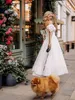 エレガントな足首長さの短いウェディングドレスBoho White Ivory Tule Satin Beach Lobe de Mariee Princess Tiered Bridal Gowns