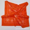 оранжевые носовые платки