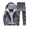 Winter Warm Men Fleece Hoodies Set Mäns Tracksuit Sportkläder Sweatshirt + Sweatpant 2 Pieces Suit Male Camouflage Jacket Sets 211123