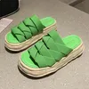 Kapcie 2021 Zielony Chleb Krzyż Klapki Klapki Kobiety Platformy z Lato Moda Peep Toe Mules Slides Casual Shoes