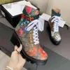 Bayanlar Sylvie Serisi Şerit Dekorasyonlu Derecilik Derileri Martin Boot Kadın İşlemeli Deri Band ayak bileği Botları Top Tasarımcı Lüks Kadın Ayakkabı Boyutu 35-41
