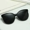 Lyxiga solglasögon för kvinnor Original av högsta kvalitet Polariserande Polaroid UV400 Fashion Frame Sidepiece With Brand Logo Present Box Set1808227