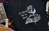 Damen T-Shirt Skeleton DRUCK Dunkel Gothic Grunge-Stil Übergroße Schwarz Tops Weibliche Edgy Mode Grafik T-Stück Ästhetische Kleidung